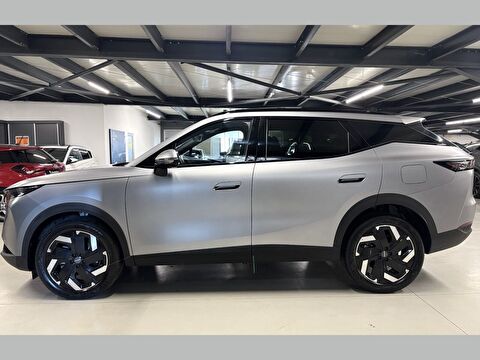 2026 Benzin Otomatik Omoda 7 Gri Yüzbaşıoğlu Otomotiv Mam. San ve Tic A.Ş.