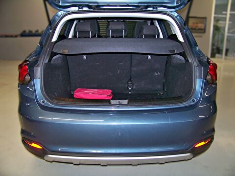 2025 Dizel Otomatik Fiat Egea Mavi Yüzbaşıoğlu Otomotiv Mam. San ve Tic A.Ş.