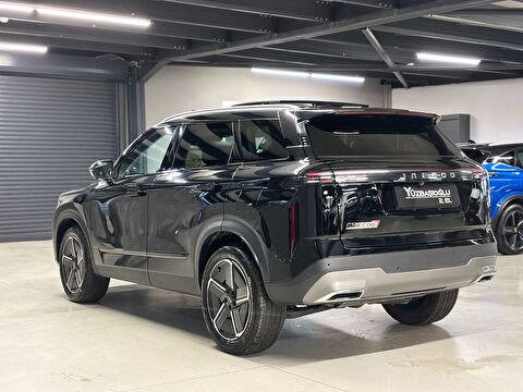 2025 Benzin Otomatik Jaecoo J7 Siyah Yüzbaşıoğlu Otomotiv Mam. San ve Tic A.Ş.