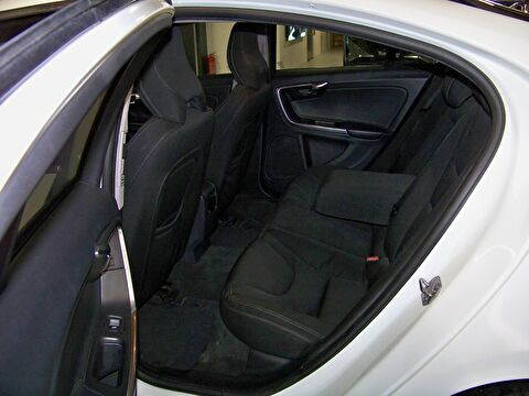 2015 Dizel Otomatik Volvo S60 Beyaz Yüzbaşıoğlu Otomotiv Mam. San ve Tic A.Ş.