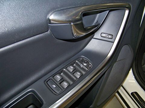 2015 Dizel Otomatik Volvo S60 Beyaz Yüzbaşıoğlu Otomotiv Mam. San ve Tic A.Ş.