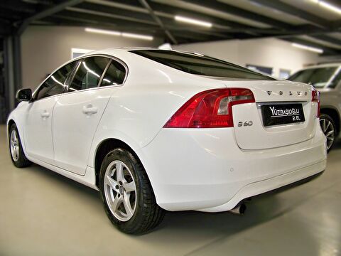 2015 Dizel Otomatik Volvo S60 Beyaz Yüzbaşıoğlu Otomotiv Mam. San ve Tic A.Ş.