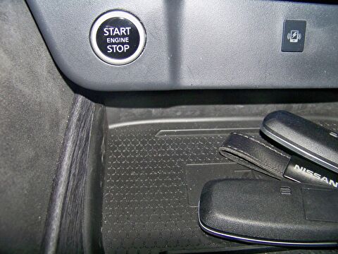2024 MHEV Otomatik Nissan Qashqai Gri Yüzbaşıoğlu Otomotiv Mam. San ve Tic A.Ş.