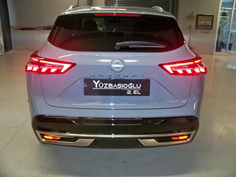 2024 MHEV Otomatik Nissan Qashqai Gri Yüzbaşıoğlu Otomotiv Mam. San ve Tic A.Ş.