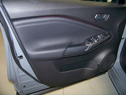 2024 Benzin Otomatik Nissan Juke Gri Yüzbaşıoğlu Otomotiv Mam. San ve Tic A.Ş.