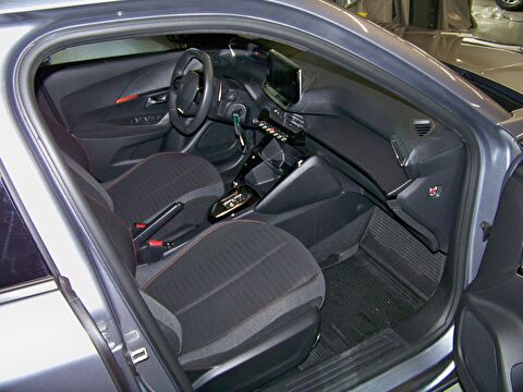 2022 Benzin Otomatik Peugeot 2008 Gri Yüzbaşıoğlu Otomotiv Mam. San ve Tic A.Ş.