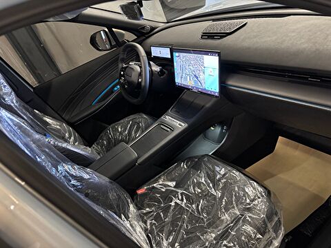 2026 Benzin Otomatik Omoda 7 Gümüş Gri Yüzbaşıoğlu Otomotiv Mam. San ve Tic A.Ş.