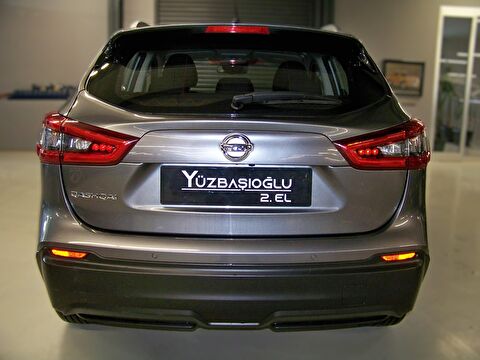 2019 Benzin Otomatik Nissan Qashqai Gri Yüzbaşıoğlu Otomotiv Mam. San ve Tic A.Ş.