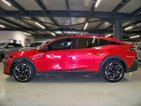 2023 Benzin Otomatik Peugeot 408 Kırmızı Yüzbaşıoğlu Otomotiv Mam. San ve Tic A.Ş.