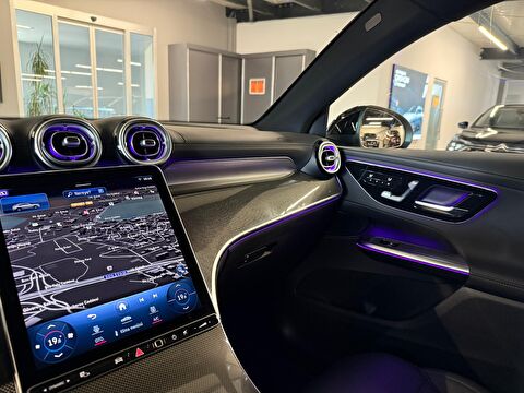 2023 MHEV Otomatik Mercedes-Benz GLC Beyaz Yüzbaşıoğlu Otomotiv Mam. San ve Tic A.Ş.