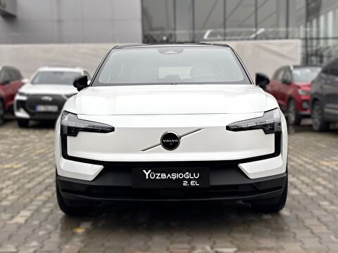2025 Elektrik Otomatik Volvo EX30 Beyaz Yüzbaşıoğlu Otomotiv Mam. San ve Tic A.Ş.