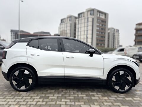 2025 Elektrik Otomatik Volvo EX30 Beyaz Yüzbaşıoğlu Otomotiv Mam. San ve Tic A.Ş.