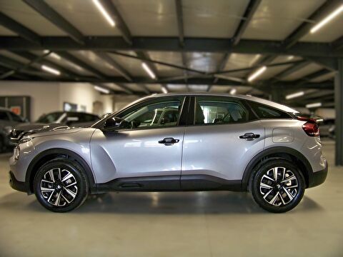 2022 Benzin Otomatik Citroen C4 Gri Yüzbaşıoğlu Otomotiv Mam. San ve Tic A.Ş.