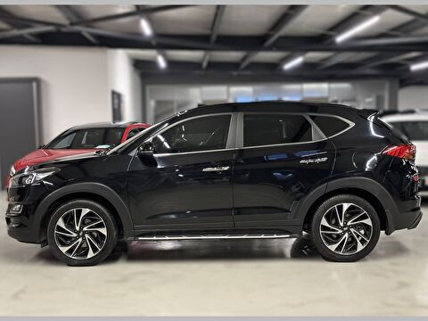 2020 Dizel Otomatik Hyundai Tucson Siyah Yüzbaşıoğlu Otomotiv Mam. San ve Tic A.Ş.