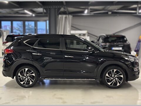 2020 Dizel Otomatik Hyundai Tucson Siyah Yüzbaşıoğlu Otomotiv Mam. San ve Tic A.Ş.