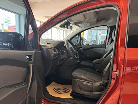 renault, kangoo multix, 1.3 tce ıconic edc, otomatik, benzin 2.el otomobil | renew 8