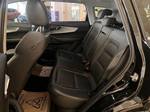 2023 Benzin Otomatik Chery Tiggo 7 Pro Siyah Ermat Motorlu Araçlar ve Tarım Ürünleri Sanayi Ticaret A.Ş.