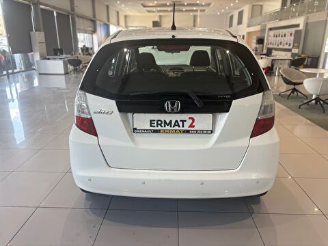 2011 Benzin Manuel Honda Jazz Beyaz Ermat Motorlu Araçlar ve Tarım Ürünleri Sanayi Ticaret A.Ş.