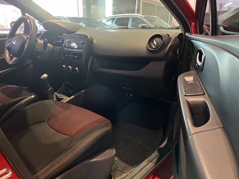 2015 Benzin Manuel Renault Clio Kırmızı Ermat Motorlu Araçlar ve Tarım Ürünleri Sanayi Ticaret A.Ş.