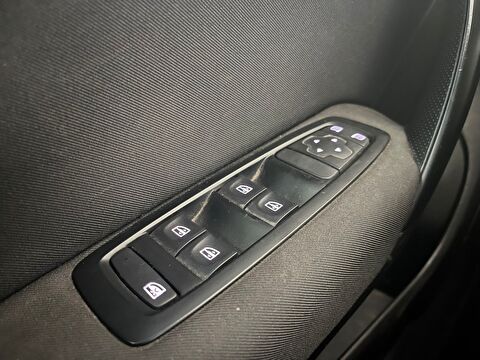 2018 Dizel Otomatik Renault Megane Beyaz Ermat Motorlu Araçlar ve Tarım Ürünleri Sanayi Ticaret A.Ş.