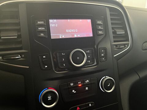 2018 Dizel Otomatik Renault Megane Beyaz Ermat Motorlu Araçlar ve Tarım Ürünleri Sanayi Ticaret A.Ş.