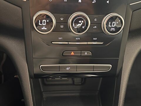 renault, megane, sedan 1.3 tce touch edc, otomatik, benzin 2.el otomobil | renew 11