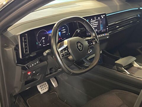 2023 Hybrid Otomatik Renault Austral Gri Ermat Motorlu Araçlar ve Tarım Ürünleri Sanayi Ticaret A.Ş.