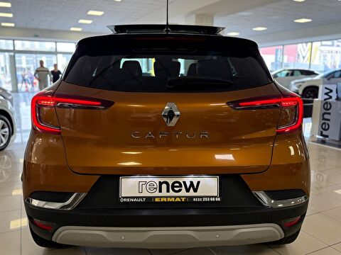 2022 MHEV Otomatik Renault Captur Turuncu Ermat Motorlu Araçlar ve Tarım Ürünleri Sanayi Ticaret A.Ş.