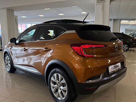 2022 MHEV Otomatik Renault Captur Turuncu Ermat Motorlu Araçlar ve Tarım Ürünleri Sanayi Ticaret A.Ş.