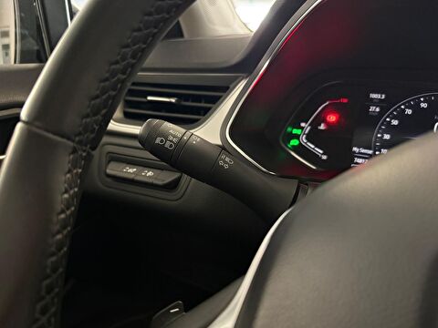 2022 MHEV Otomatik Renault Captur Turuncu Ermat Motorlu Araçlar ve Tarım Ürünleri Sanayi Ticaret A.Ş.