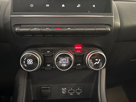 2022 MHEV Otomatik Renault Captur Turuncu Ermat Motorlu Araçlar ve Tarım Ürünleri Sanayi Ticaret A.Ş.