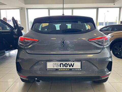 2023 Benzin Otomatik Renault Clio Gri Ermat Motorlu Araçlar ve Tarım Ürünleri Sanayi Ticaret A.Ş.