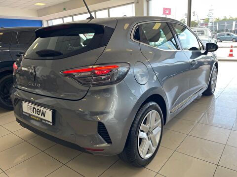 2023 Benzin Otomatik Renault Clio Gri Ermat Motorlu Araçlar ve Tarım Ürünleri Sanayi Ticaret A.Ş.