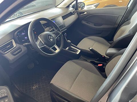 2023 Benzin Otomatik Renault Clio Gri Ermat Motorlu Araçlar ve Tarım Ürünleri Sanayi Ticaret A.Ş.