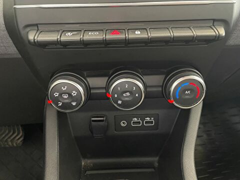 2023 Benzin Otomatik Renault Clio Gri Ermat Motorlu Araçlar ve Tarım Ürünleri Sanayi Ticaret A.Ş.