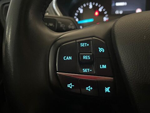 2024 Dizel Otomatik Ford Focus Gri Ermat Motorlu Araçlar ve Tarım Ürünleri Sanayi Ticaret A.Ş.