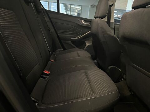 2024 Dizel Otomatik Ford Focus Gri Ermat Motorlu Araçlar ve Tarım Ürünleri Sanayi Ticaret A.Ş.