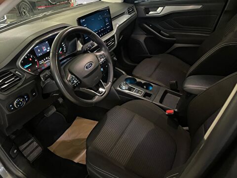 2024 Dizel Otomatik Ford Focus Gri Ermat Motorlu Araçlar ve Tarım Ürünleri Sanayi Ticaret A.Ş.