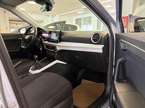 seat, arona, 1.0 ecotsı style, manuel, benzin 2.el otomobil | renew 22