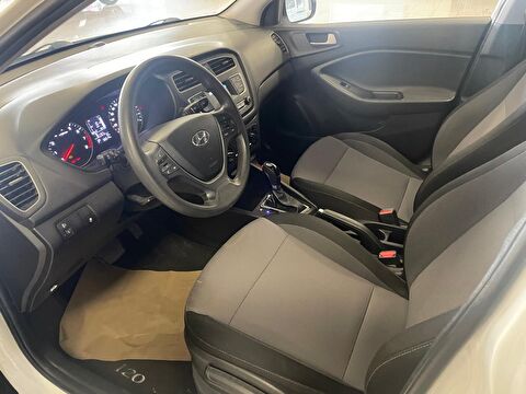 hyundai, i20, 1.4 mpı jump otomatik, otomatik, benzin 2.el otomobil | renew 18