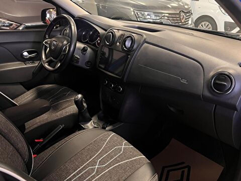 2019 Dizel Manuel Dacia Sandero Mavi Ermat Motorlu Araçlar ve Tarım Ürünleri Sanayi Ticaret A.Ş.