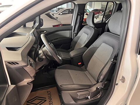 renault, kangoo multix, 1.3 tce ıconic edc, otomatik, benzin 2.el otomobil | renew 19