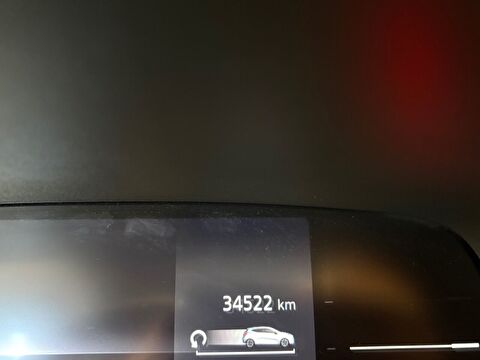 2025 Benzin Otomatik Renault Clio Beyaz Ermat Motorlu Araçlar ve Tarım Ürünleri Sanayi Ticaret A.Ş.