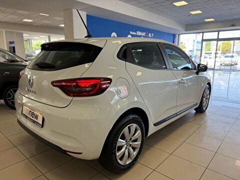 2023 Benzin Otomatik Renault Clio Beyaz Ermat Motorlu Araçlar ve Tarım Ürünleri Sanayi Ticaret A.Ş.