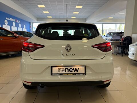 2023 Benzin Otomatik Renault Clio Beyaz Ermat Motorlu Araçlar ve Tarım Ürünleri Sanayi Ticaret A.Ş.