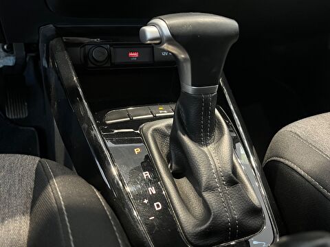 2023 Benzin Otomatik Kia Stonic Mavi Ermat Motorlu Araçlar ve Tarım Ürünleri Sanayi Ticaret A.Ş.
