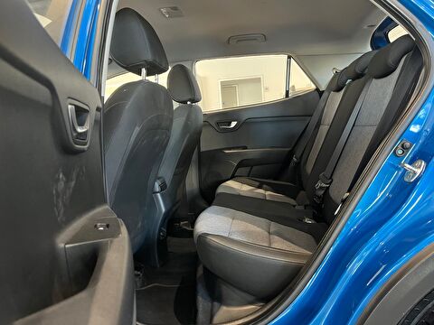 2023 Benzin Otomatik Kia Stonic Mavi Ermat Motorlu Araçlar ve Tarım Ürünleri Sanayi Ticaret A.Ş.