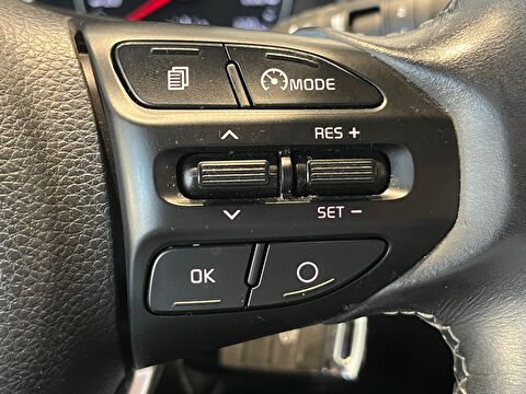 2023 Benzin Otomatik Kia Stonic Mavi Ermat Motorlu Araçlar ve Tarım Ürünleri Sanayi Ticaret A.Ş.