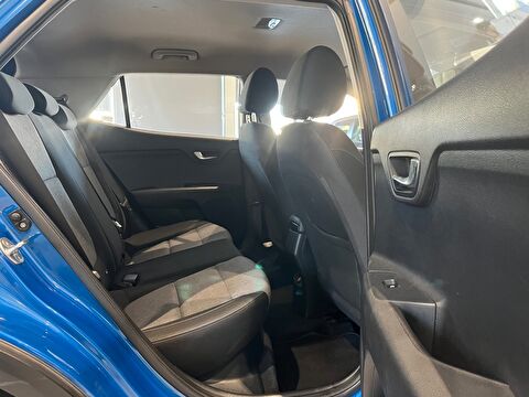 2023 Benzin Otomatik Kia Stonic Mavi Ermat Motorlu Araçlar ve Tarım Ürünleri Sanayi Ticaret A.Ş.