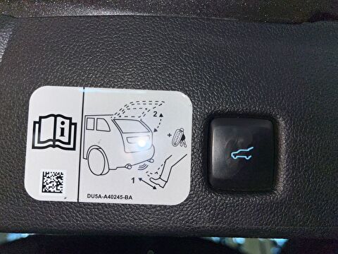 2021 Dizel Otomatik Ford Kuga Gri Ermat Motorlu Araçlar ve Tarım Ürünleri Sanayi Ticaret A.Ş.